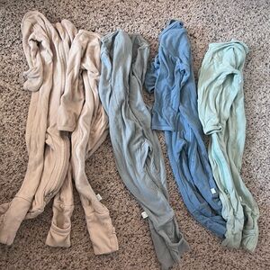 Dreamland Baby Bamboo Pajama w/DreamCuffs Bundle